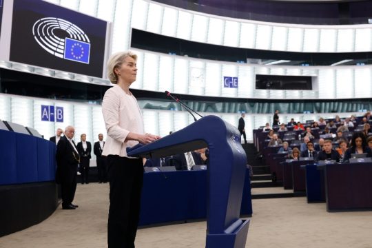 Η Ούρσουλα φον ντερ Λάιεν στο Ευρωπαϊκό Κοινοβούλιο